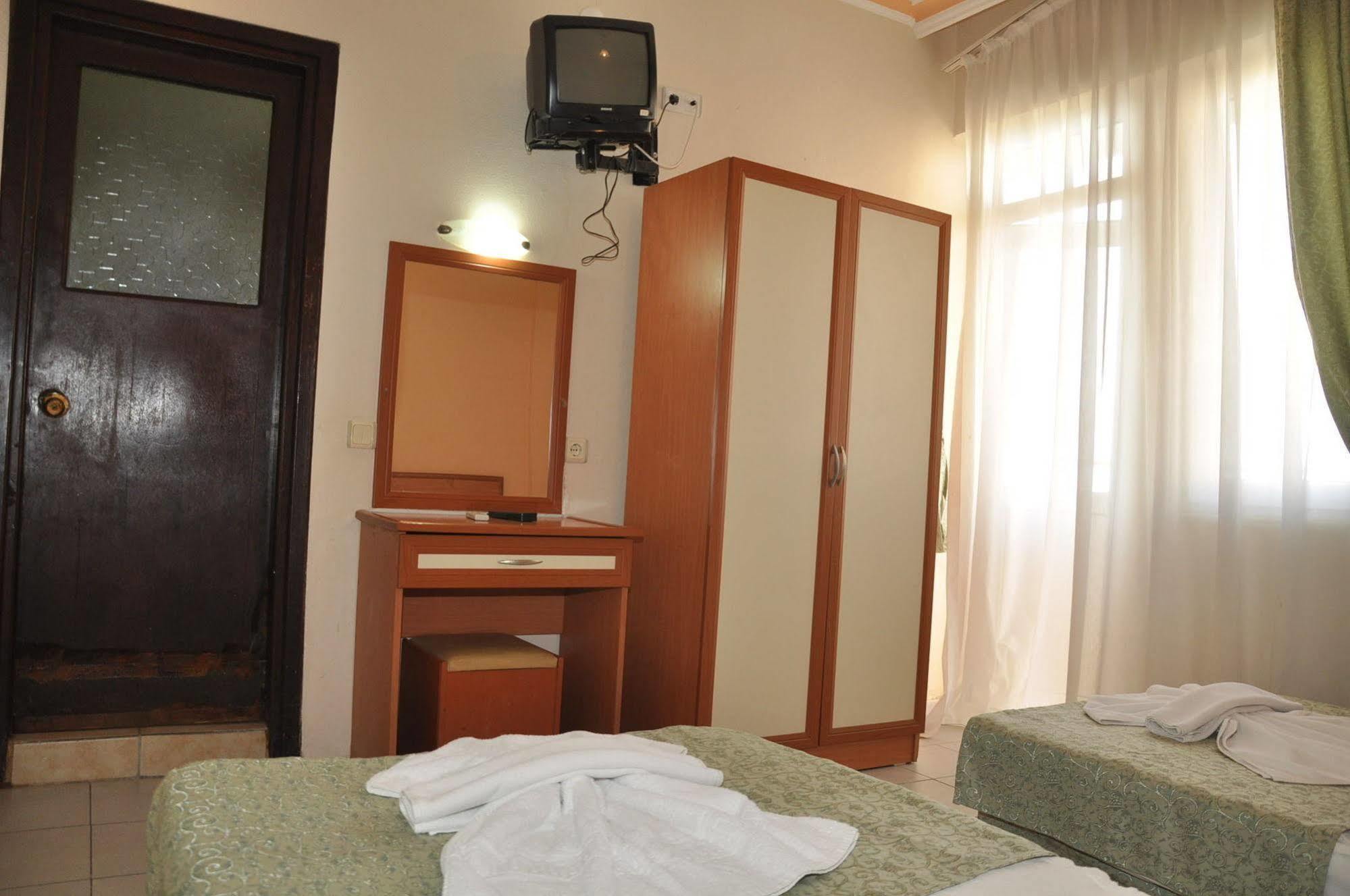 Kleopatra Alis Hotel อลันยา ภายนอก รูปภาพ
