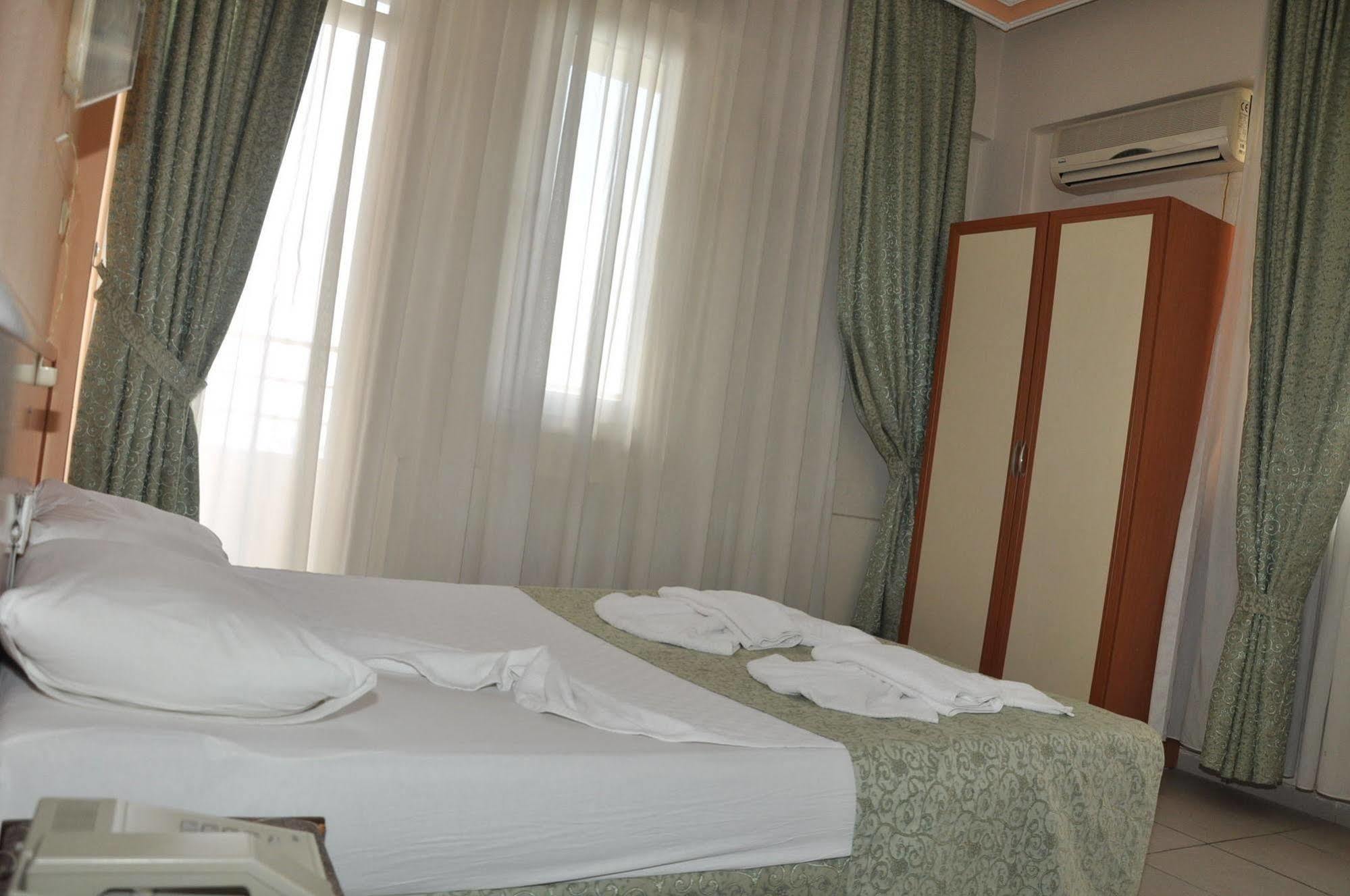 Kleopatra Alis Hotel อลันยา ภายนอก รูปภาพ